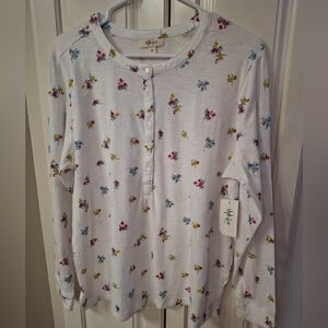 Nwt Floral Button-Up Long Sleeve Top